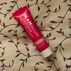 GLAMGLOW GLOWSTARTER ILLUMINATING MOISTURIZER